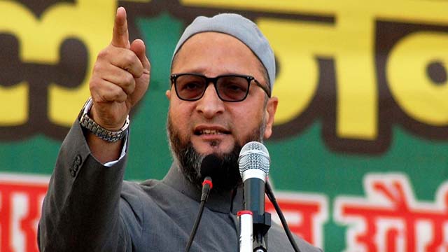 A big statement of Asaduddin Owaisi after reading Namaz in the open
