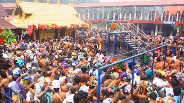 Kerala: For the first time after the order of the court in Sabarimala Temple, two women worshiped