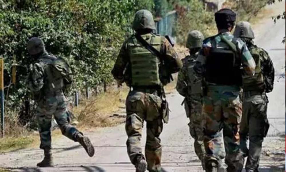 army-successful-in-south-kashmir-5-terrorists-piled-up-in-kulgam-encounter